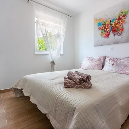 Willa Marta Grižane