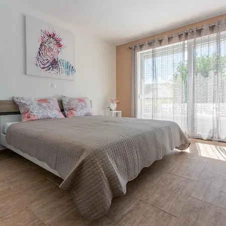 Marta Willa Grižane